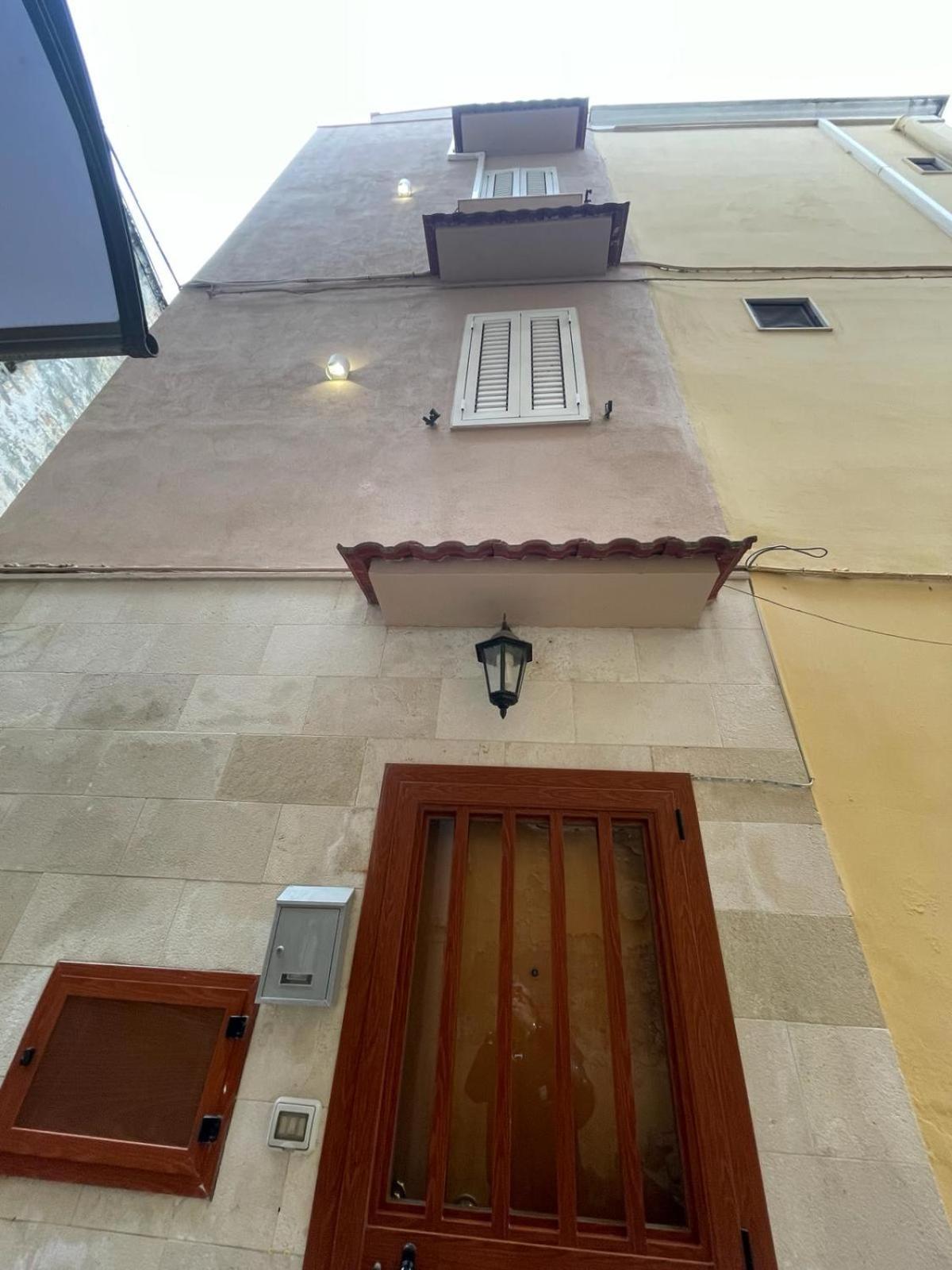 Corte Del Dattilo Nel Borgo Antico Bari Extérieur photo